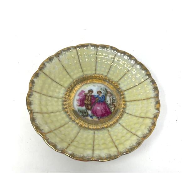 Vintage Romantic Couple Victorian Scene Small 6" GLAZED Plate ~Wall Decor ~ - Picture 1 of 4